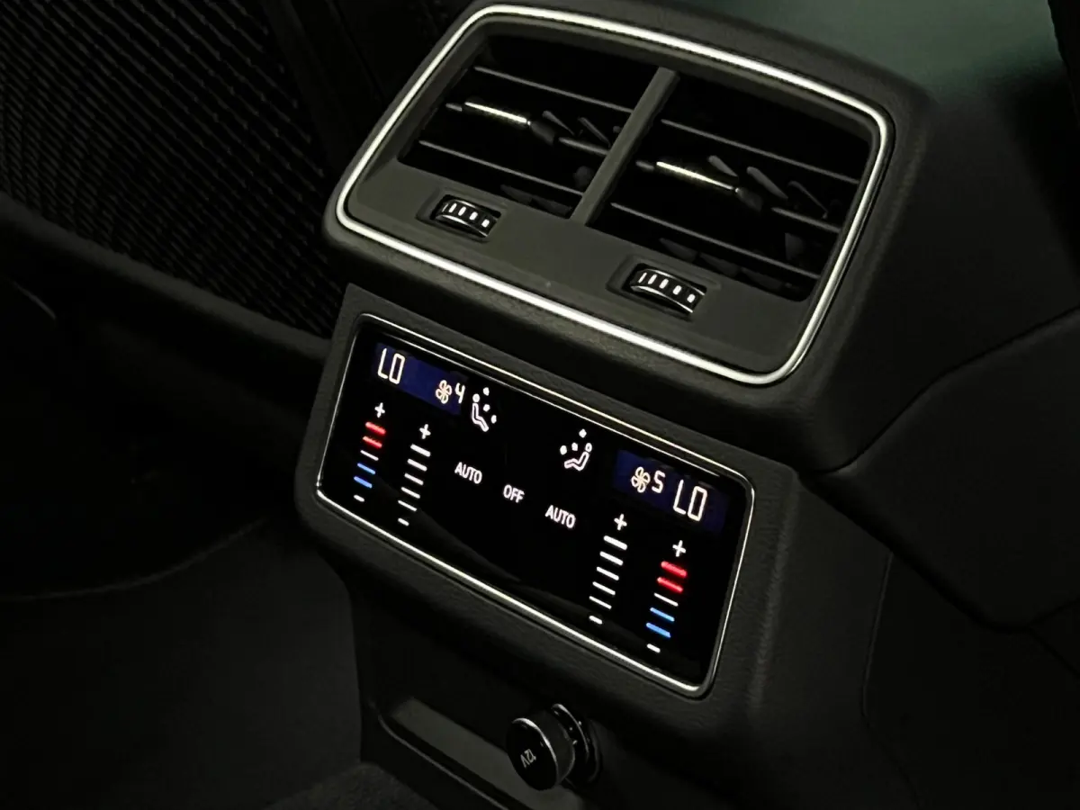 55 TFSI e quattro S Line S6 Competition ACC Pano Leder Led Black Edition