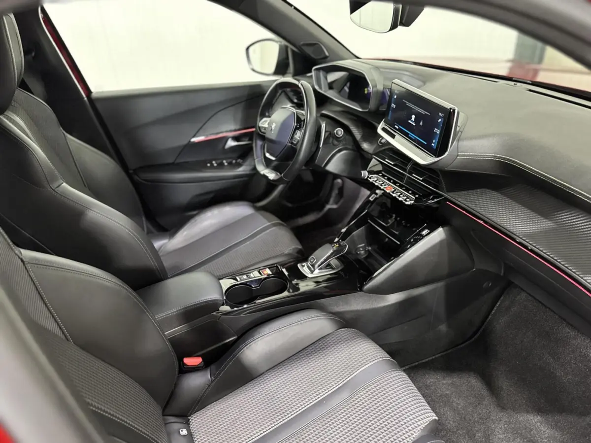 1.2 Pure Tech GT Line|CARPLAY|LANE|360 CAMERA