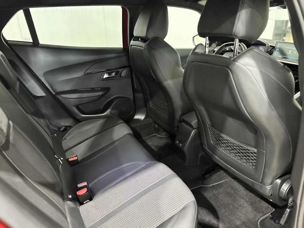 1.2 Pure Tech GT Line|CARPLAY|LANE|360 CAMERA
