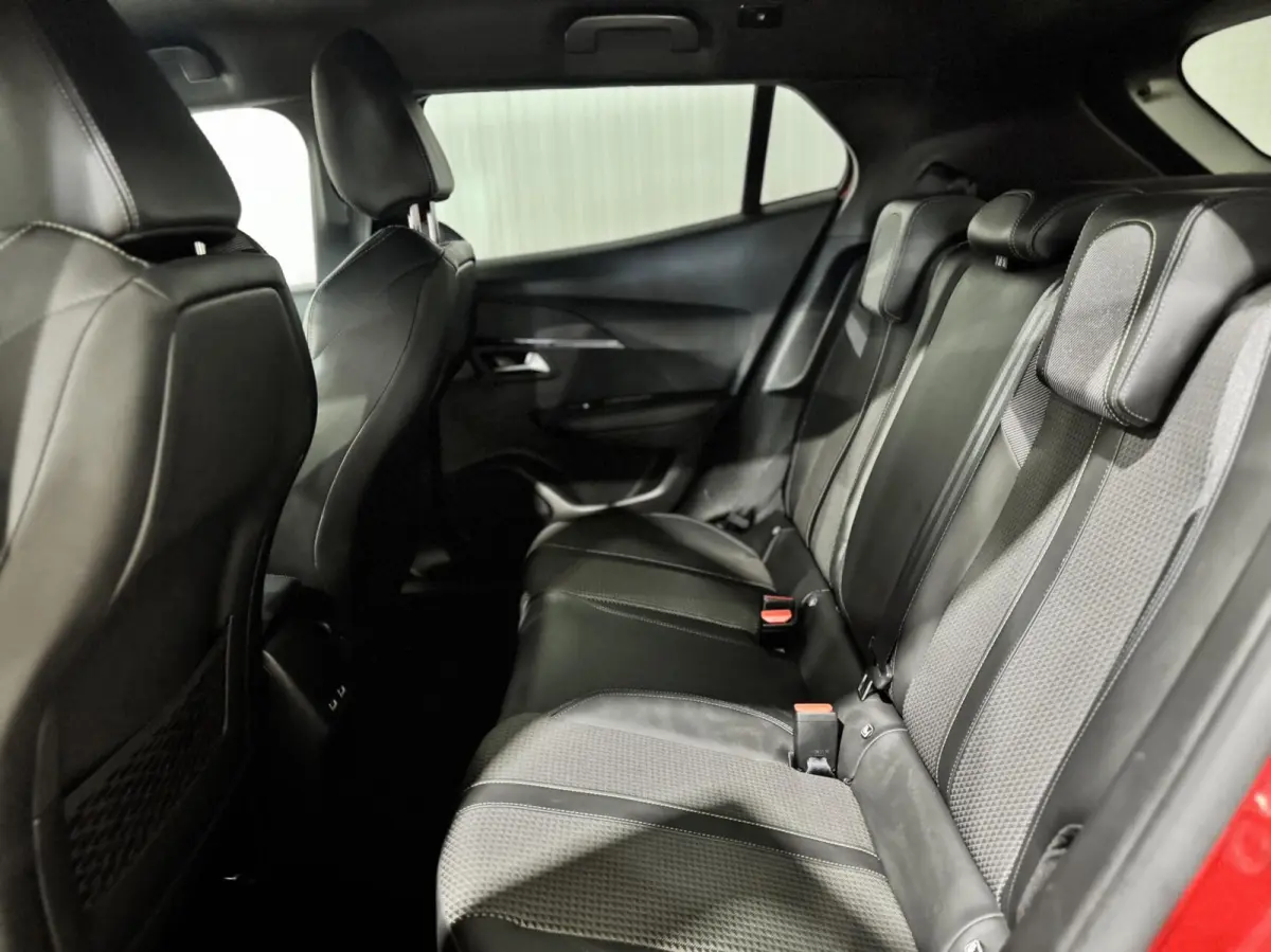 1.2 Pure Tech GT Line|CARPLAY|LANE|360 CAMERA