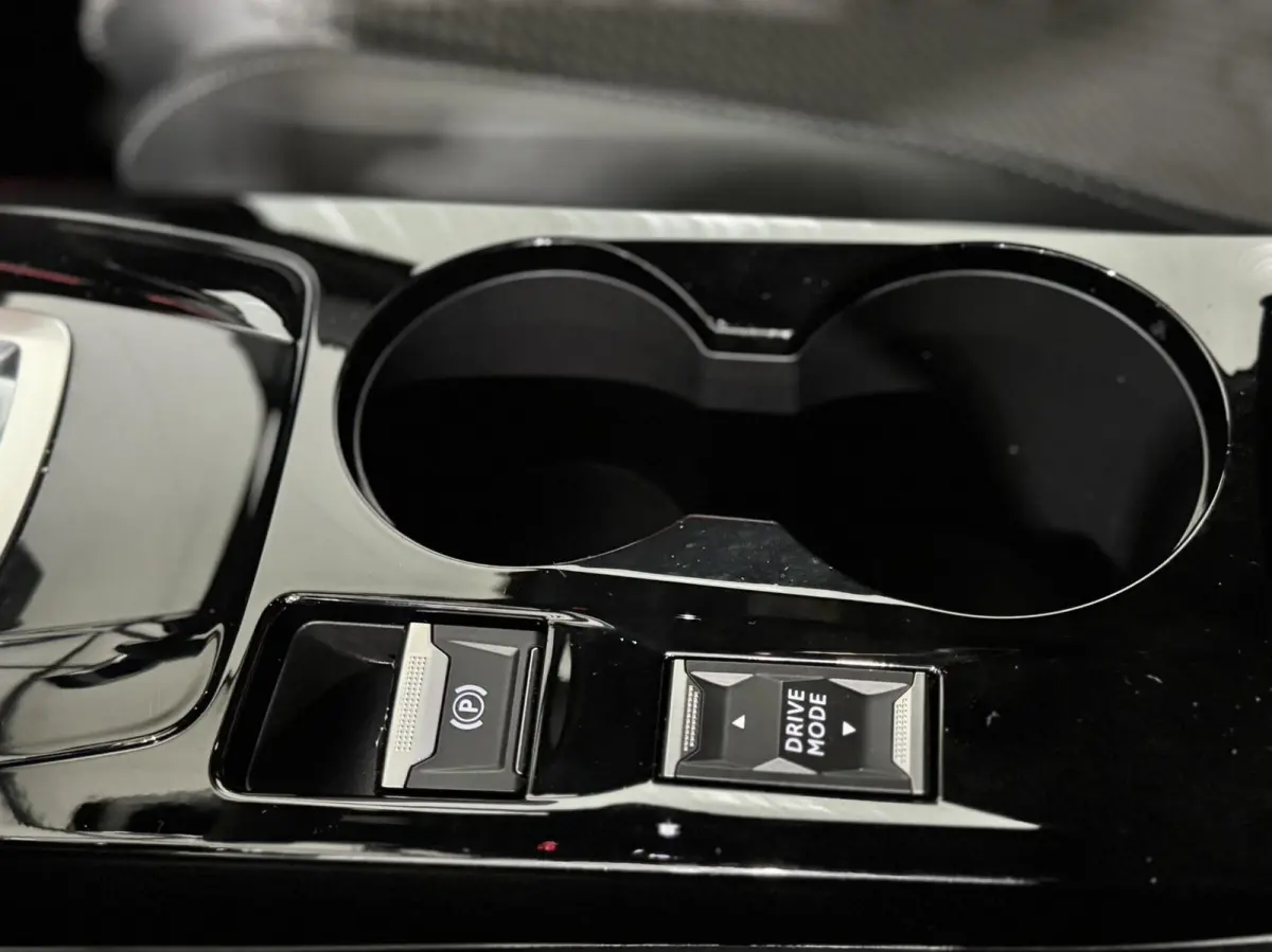 1.2 Pure Tech GT Line|CARPLAY|LANE|360 CAMERA