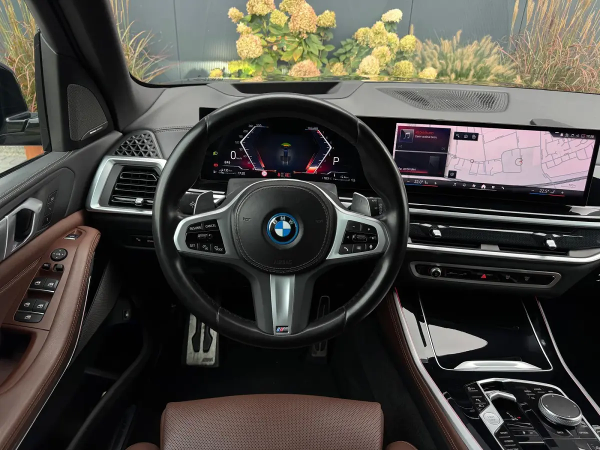 XDrive50e M PACK M24 NAVI|LEDER|HUD|360 CAMERA|CLIMATE