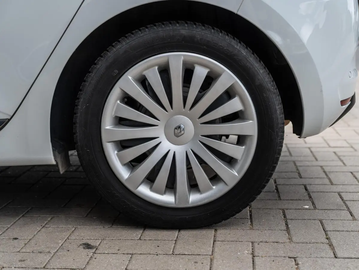1.6 E-Tech Hybrid 140 Sensoren|Airco|Garantie!