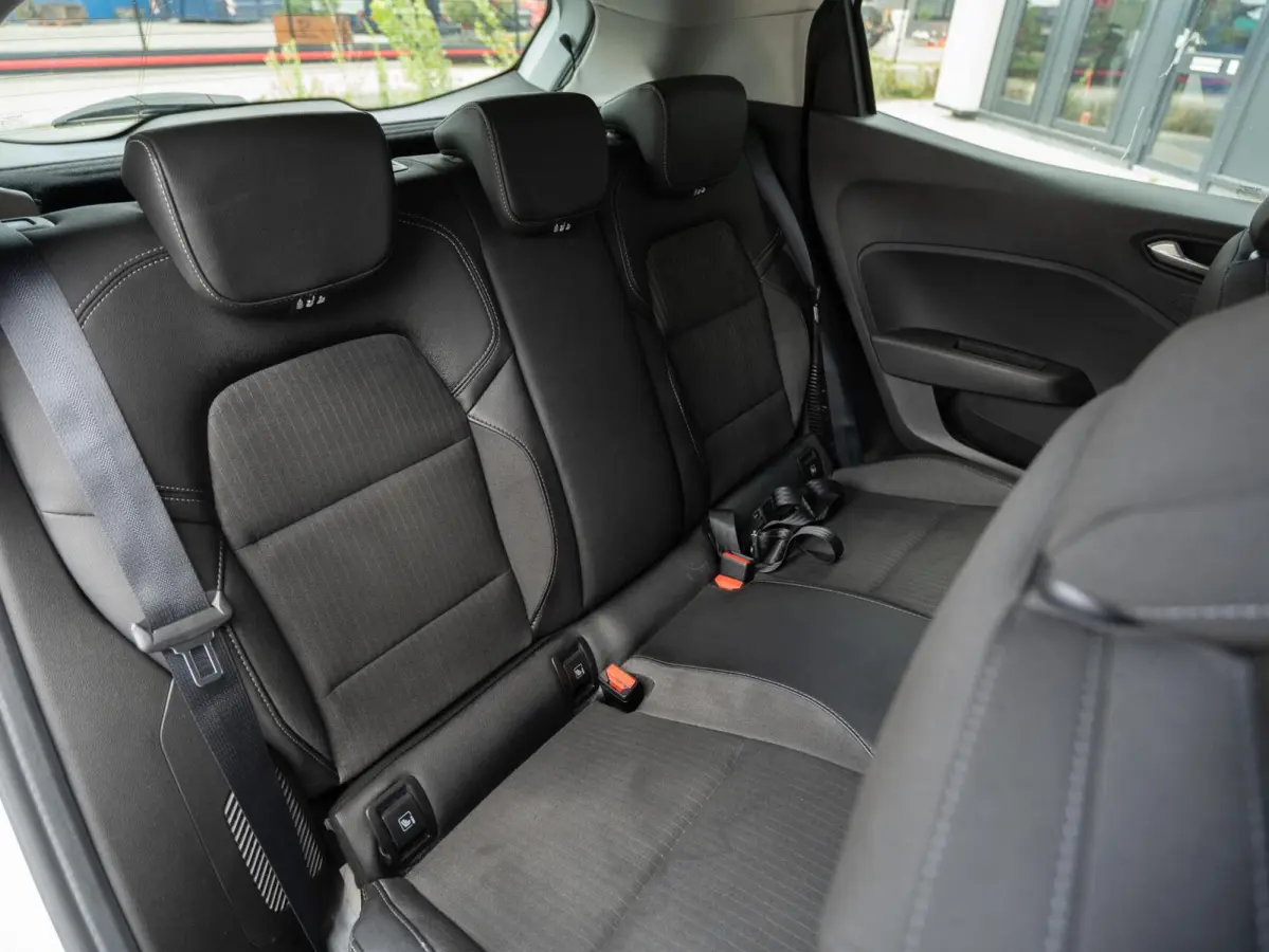 1.6 E-Tech Hybrid 140 Sensoren|Airco|Garantie!