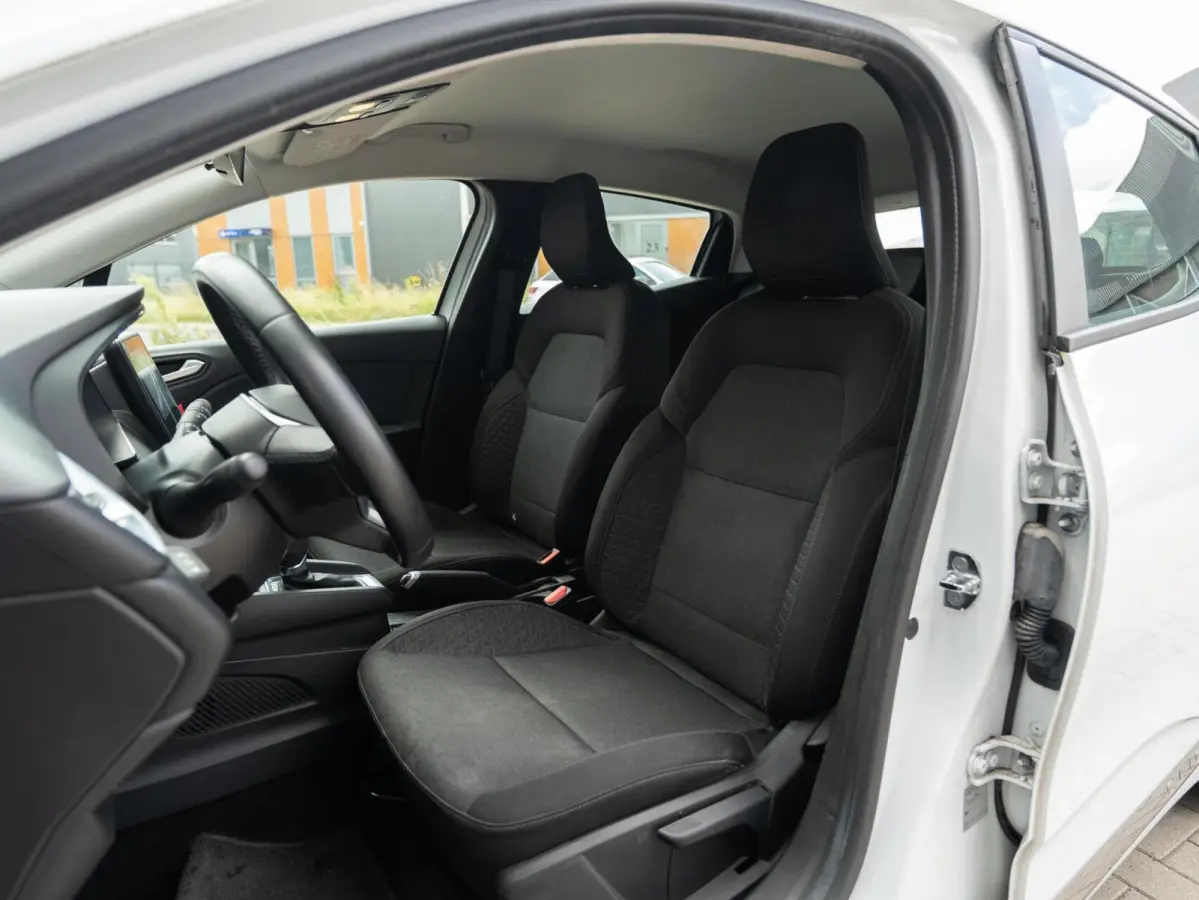 1.6 E-Tech Hybrid 140 Sensoren|Airco|Garantie!