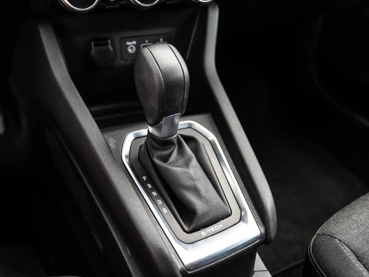 1.6 E-Tech Hybrid 140 Sensoren|Airco|Garantie!