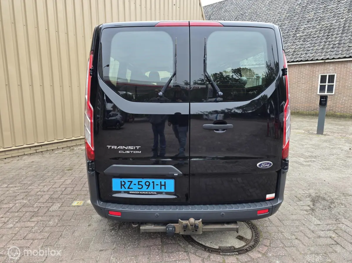Combi 9-Persoons 310 2.0 TDCI L2H1 Trend Dubbele Schuifdeur | Trekhaak | Stoel&ruitverwarming | Achteruitrijcamera | PDC | Cabman | Clima |