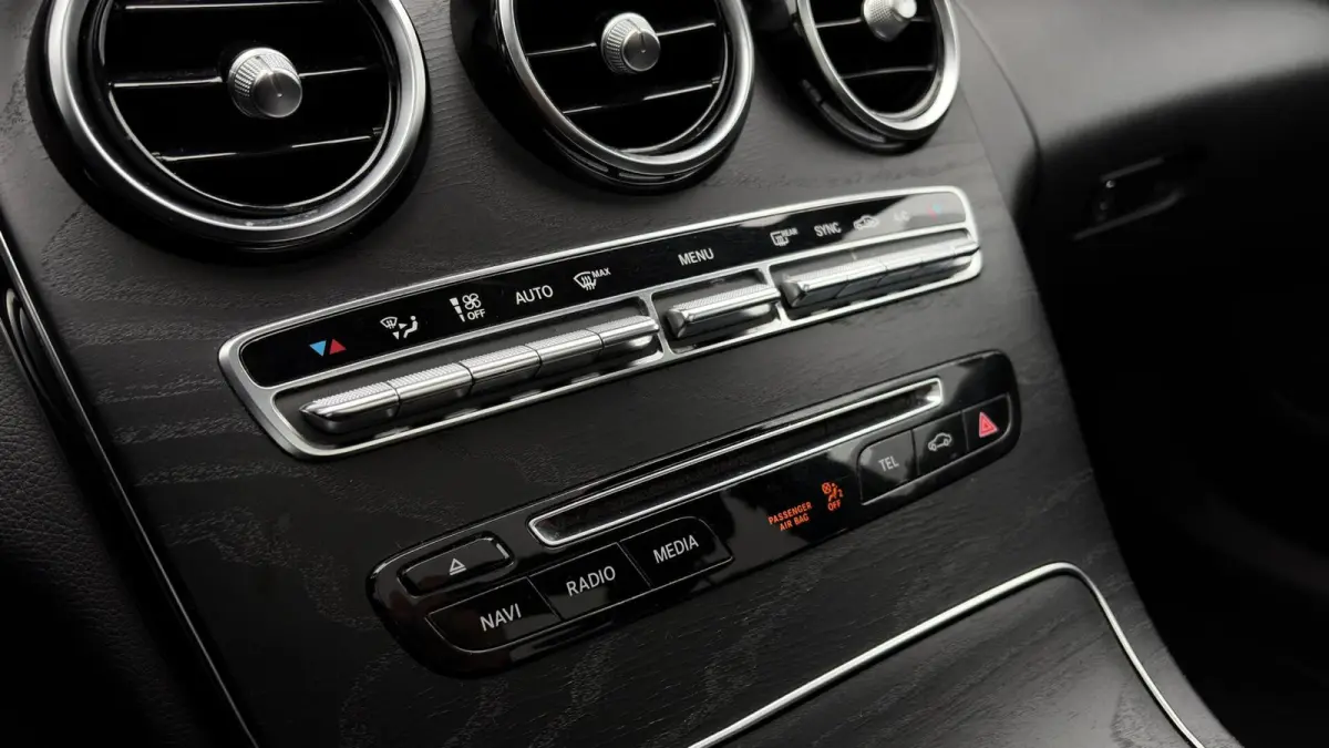 180 Business Solution AMG | Schuif + Panodak | Stoelverwarming | A M G | Sfeer | LED | Camera |