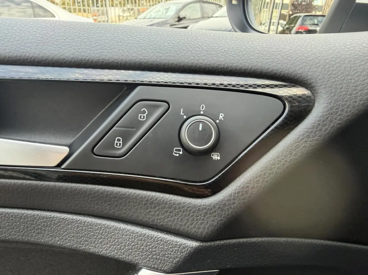 1.4 TSI 150pk 2x R-Line DSG Carplay LED PDC Garantie