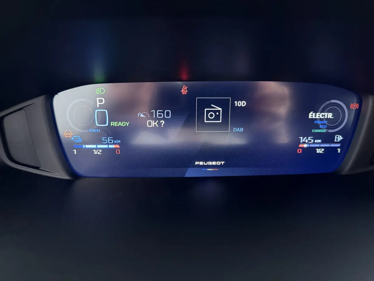 Allure | 360 Vision & Drive Assist Pack | Elektrische parkeerrem | Extra getinte achterste zijruiten en achterruit