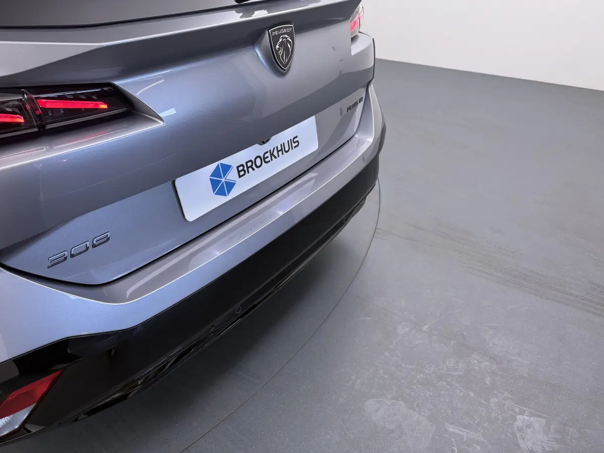 Allure | 360 Vision & Drive Assist Pack | Elektrische parkeerrem | Extra getinte achterste zijruiten en achterruit