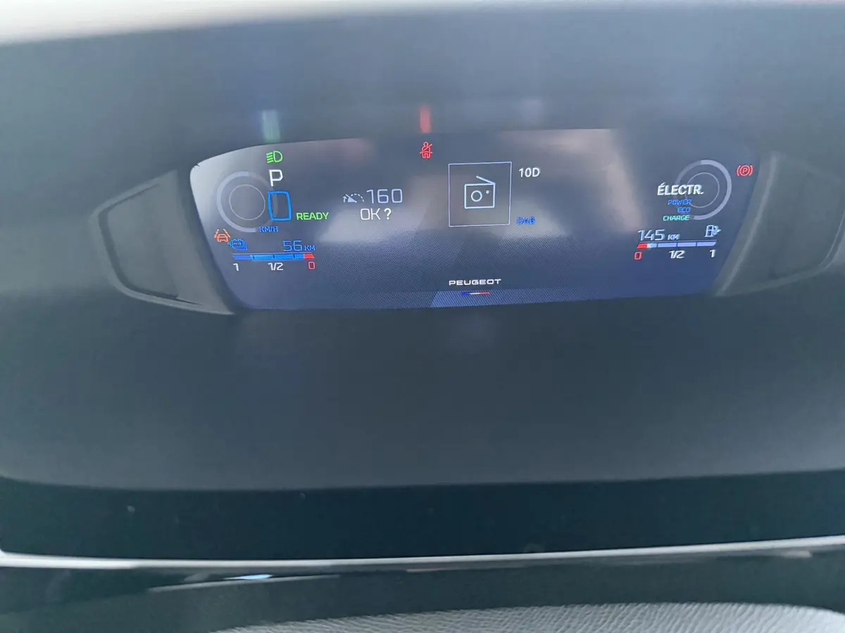 Allure | 360 Vision & Drive Assist Pack | Elektrische parkeerrem | Extra getinte achterste zijruiten en achterruit
