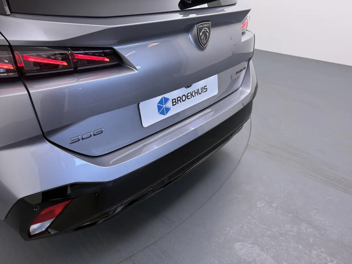 Allure | 360 Vision & Drive Assist Pack | Elektrische parkeerrem | Extra getinte achterste zijruiten en achterruit