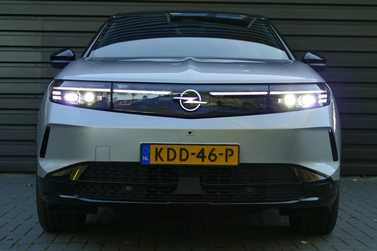 GS - | Draadloze telefoonlader (Inductie) | Elektronische klimaatregeling met twee zones | LED dagrijverlichting