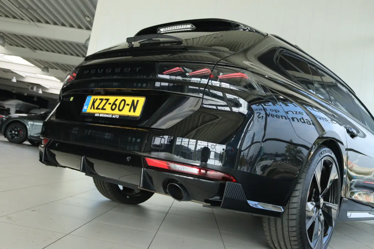 1.6 HYbrid PSE 360PK | Schuifdak | Nightvision | Focal | 360 Camera | Massage | MATRIX | Adaptieve Demping | Carplay | Memory | Keyless
