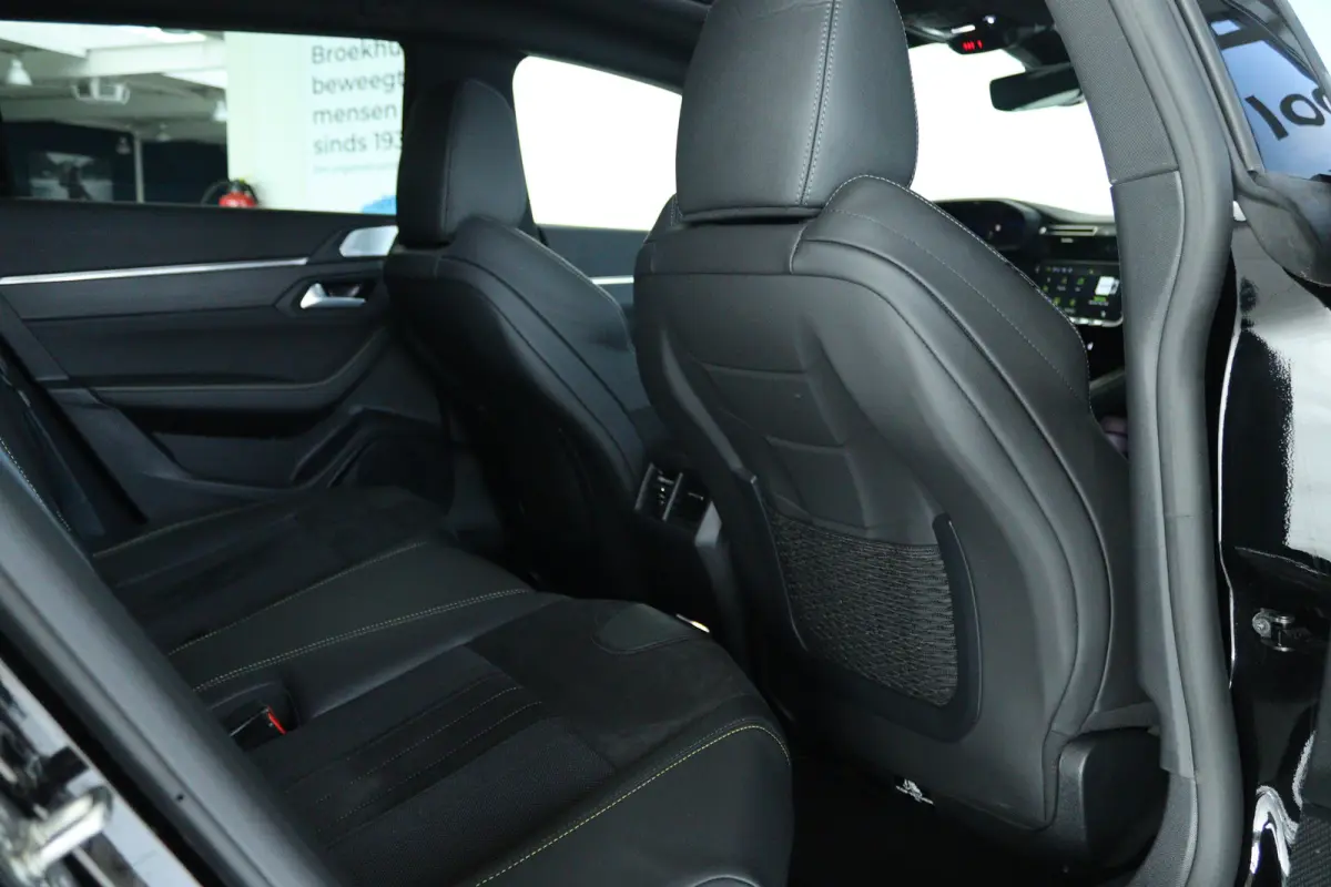 1.6 HYbrid PSE 360PK | Schuifdak | Nightvision | Focal | 360 Camera | Massage | MATRIX | Adaptieve Demping | Carplay | Memory | Keyless
