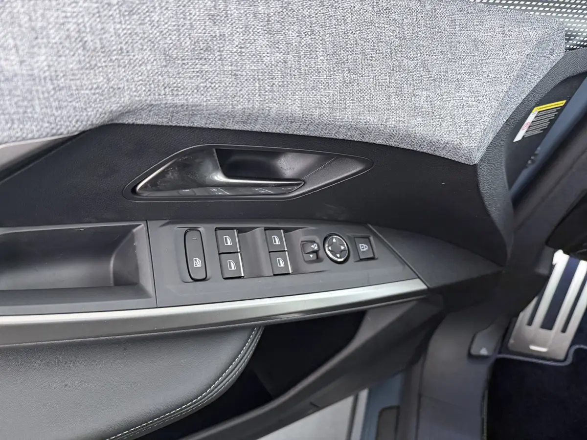 GT | Adaptieve cruise control met Stop&Go functie | LED 3D-achterlichten | Pack Safety Plus