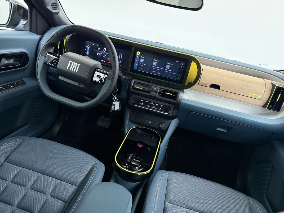 La Prima | 10,25" touchscreen radio met Bluetooth, DAB & USB én Navigatie | Automatische airconditioning | Bandenreparatieset Fix & Go