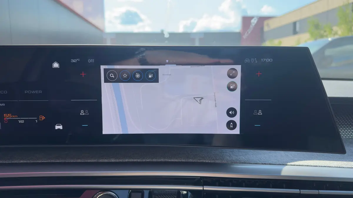 GT | Adaptieve cruise control met Stop&Go functie | Elektrische parkeerrem | Extra getinte achterste zijruiten en achterruit