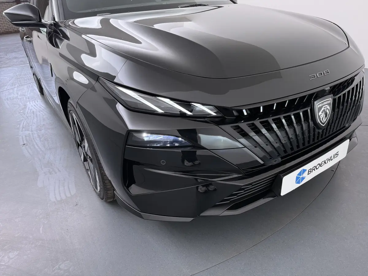 GT | Bekleding Alcantara/kunstleder | Driver Sport Pack | Elektrische parkeerrem