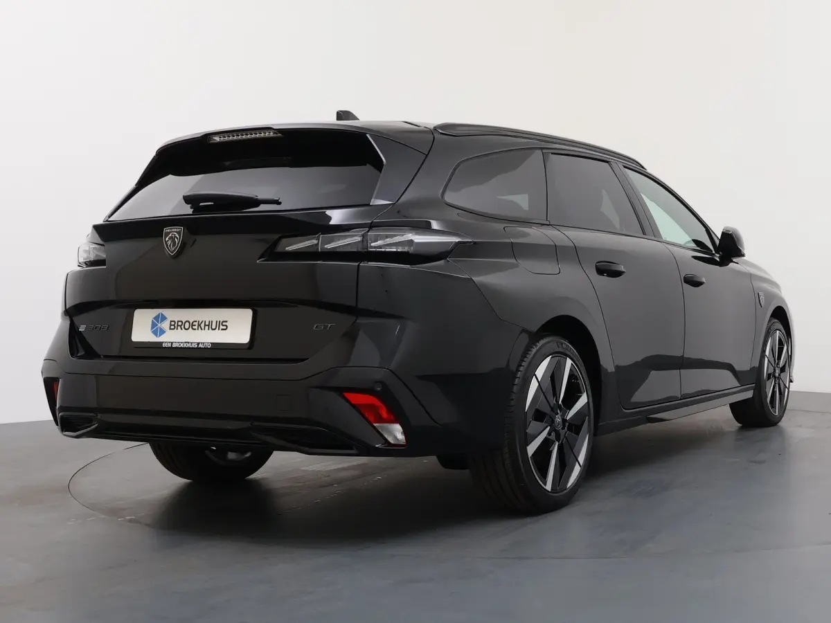 GT | Bekleding Alcantara/kunstleder | Driver Sport Pack | Elektrische parkeerrem