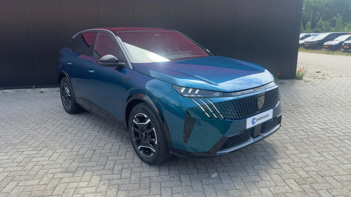 GT | Elektrische parkeerrem | Extra getinte achterste zijruiten en achterruit