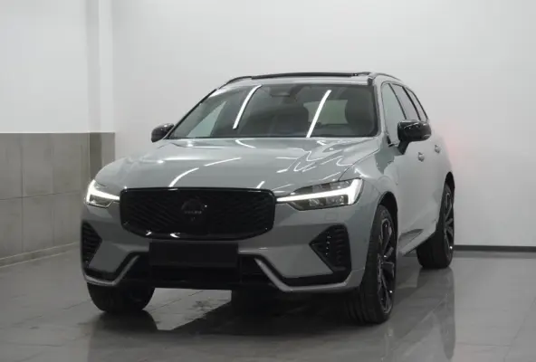 2.0 T8 Plug-in hybrid AWD BLACK EDITION (335kW/455PK) ** PANO, TREKH, ACC, HuD, 21-inch LMV ** 29k onder NP - UNFALLFREI ** ** INFORMEER OOK NAAR ONZE AANTREKKELIJKE FINANCIAL-LEASE TARIEVEN