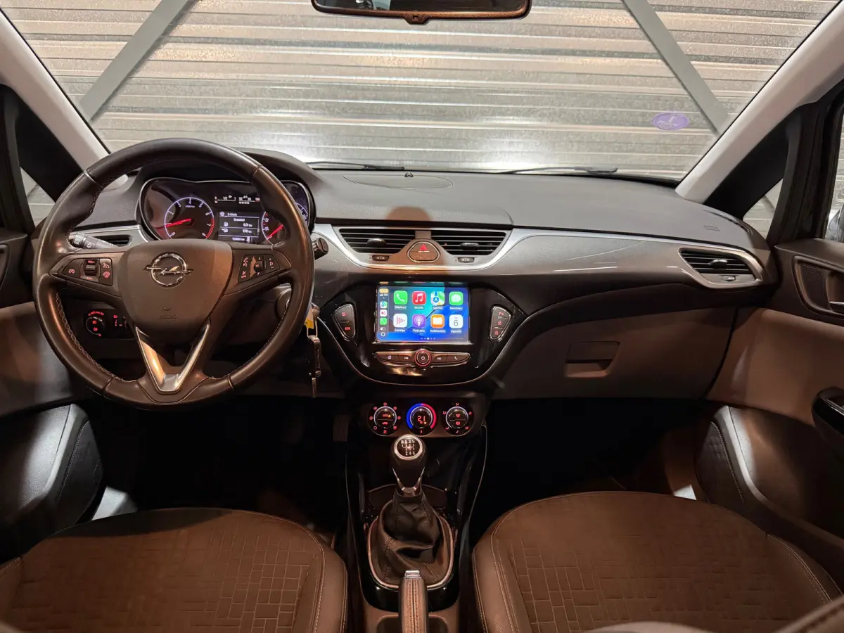 1.0 Turbo Online Edition 2E-EIG!/AIRCO/NAVI/CARPLAY/CRUISE/PDC/NWE-APK!/CLIMATE/VDOH/TREKHAAK/12-MND-GARANTIE