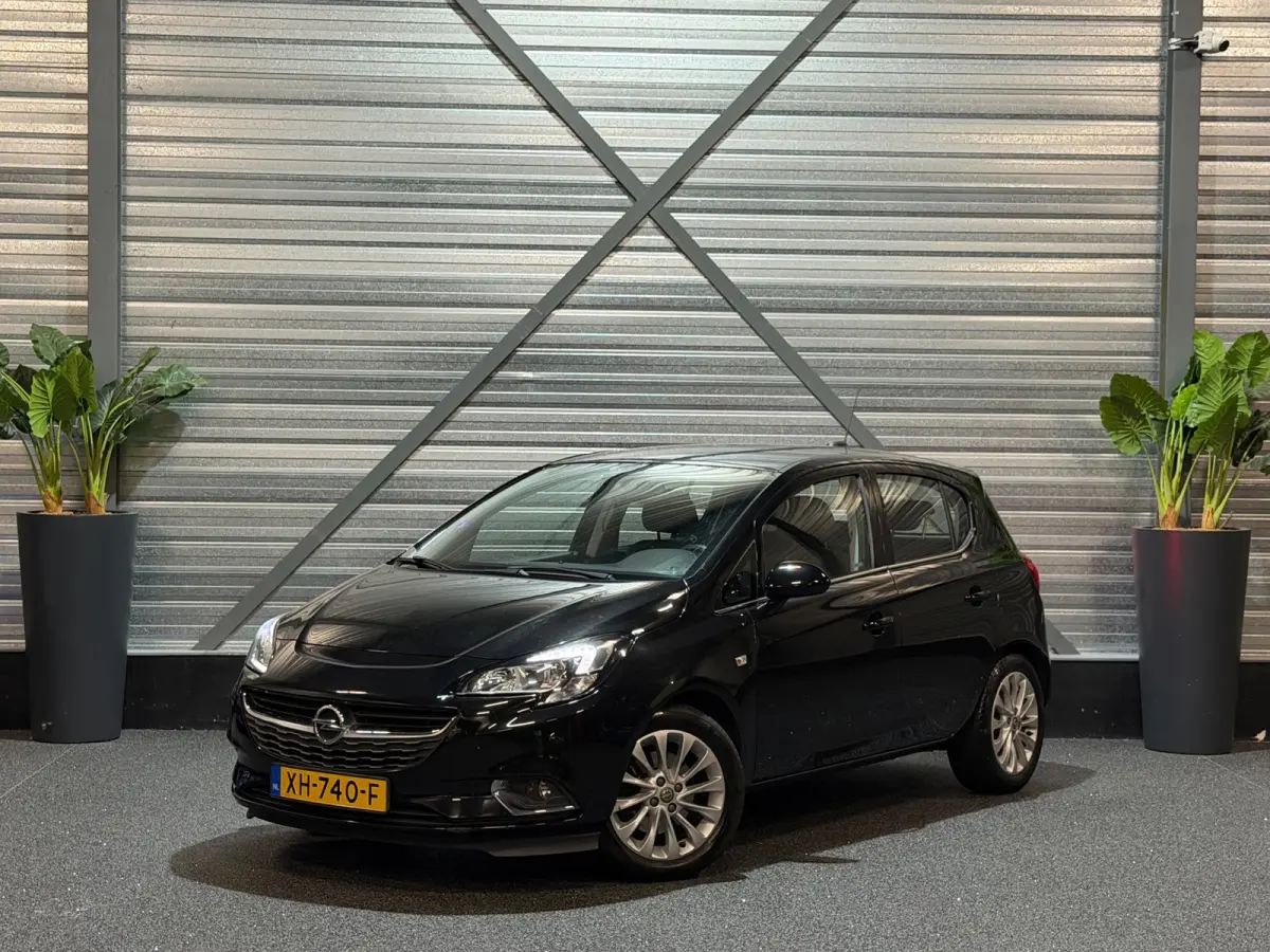 1.0 Turbo Online Edition 2E-EIG!/AIRCO/NAVI/CARPLAY/CRUISE/PDC/NWE-APK!/CLIMATE/VDOH/TREKHAAK/12-MND-GARANTIE