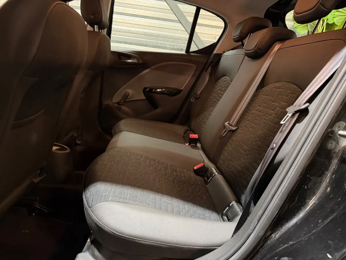 1.0 Turbo Online Edition 2E-EIG!/AIRCO/NAVI/CARPLAY/CRUISE/PDC/NWE-APK!/CLIMATE/VDOH/TREKHAAK/12-MND-GARANTIE