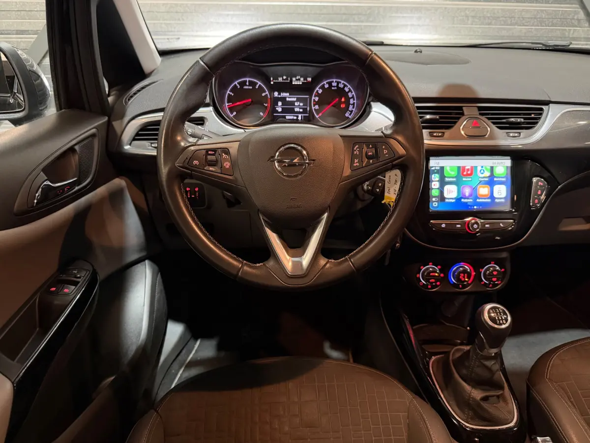 1.0 Turbo Online Edition 2E-EIG!/AIRCO/NAVI/CARPLAY/CRUISE/PDC/NWE-APK!/CLIMATE/VDOH/TREKHAAK/12-MND-GARANTIE
