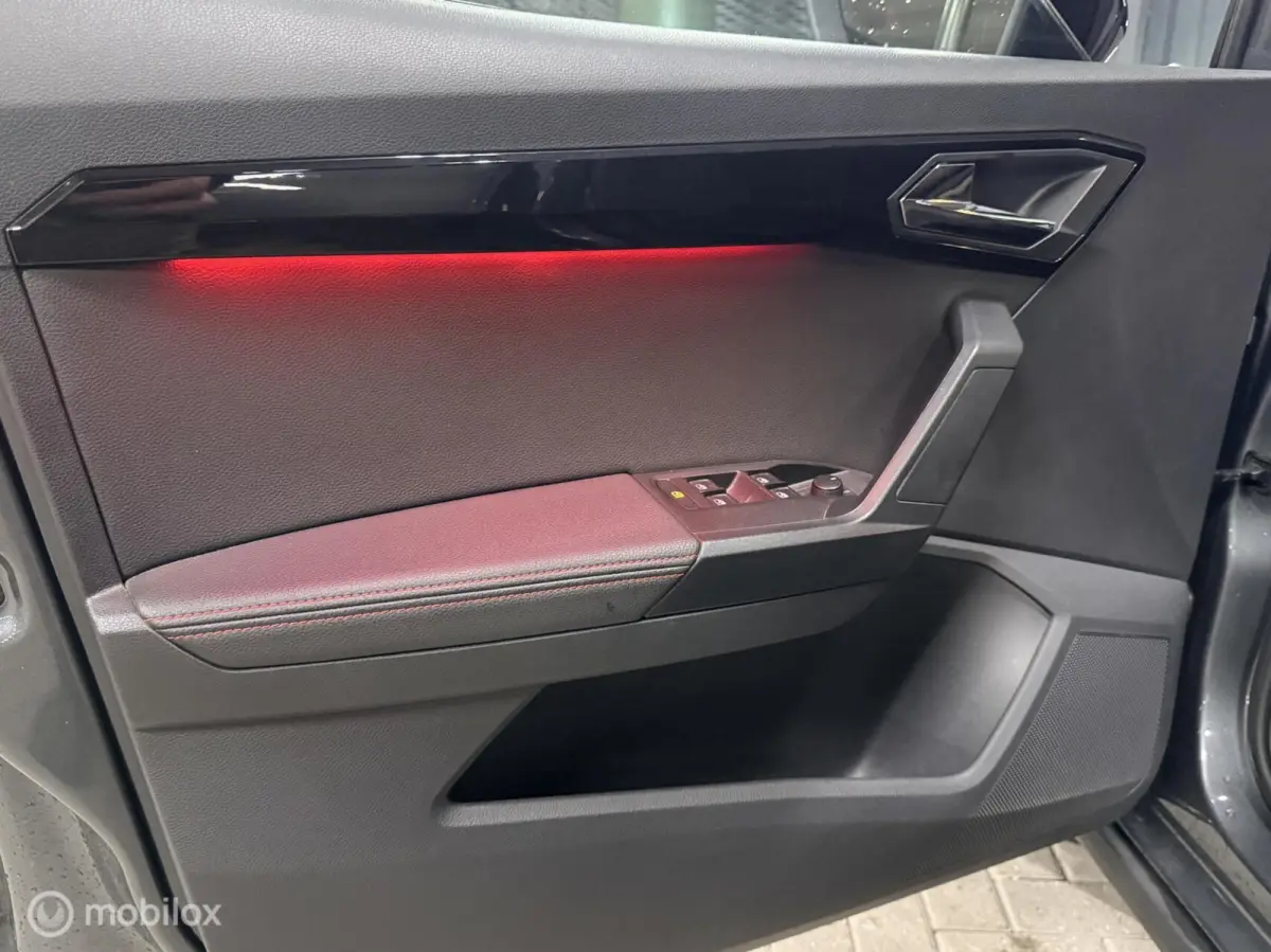 1.0 TSI FR Business Intense automaat/acc/leder
