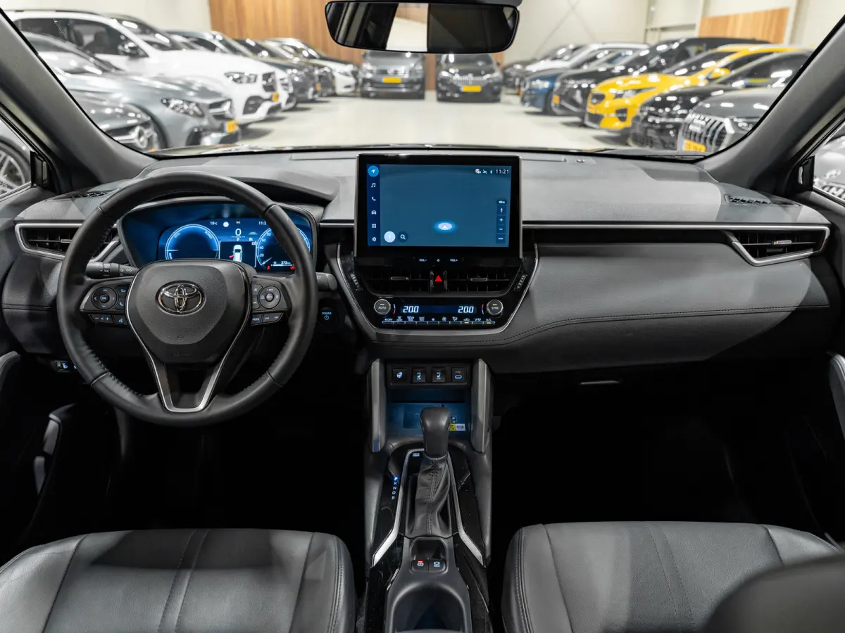 Hybrid 200 Dynamic, Voll Led, Digi Dash, Adaptieve Cruise, Apple Carplay, Clima, PDC, Multistuur, Onderhoud