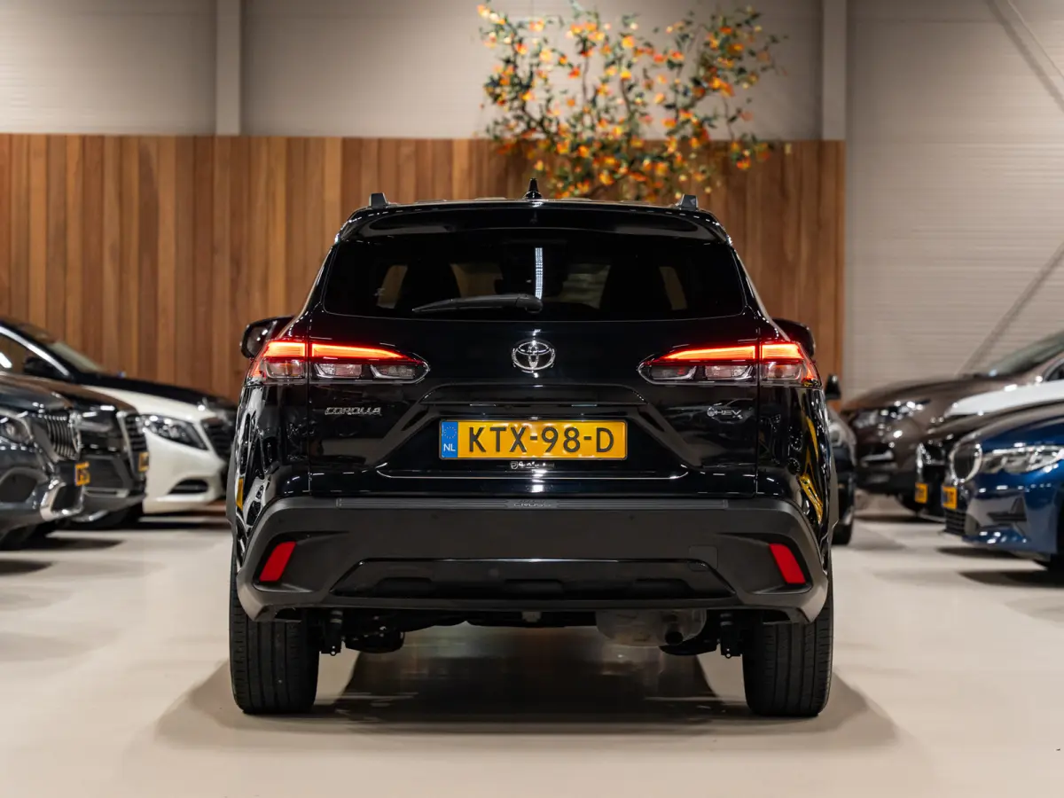 Hybrid 200 Dynamic, Voll Led, Digi Dash, Adaptieve Cruise, Apple Carplay, Clima, PDC, Multistuur, Onderhoud