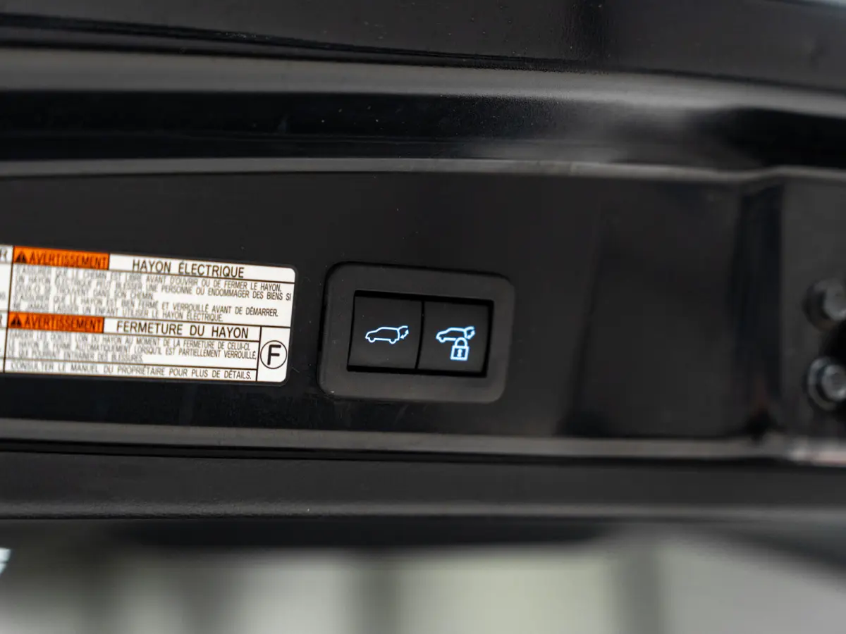 Hybrid 200 Dynamic, Voll Led, Digi Dash, Adaptieve Cruise, Apple Carplay, Clima, PDC, Multistuur, Onderhoud
