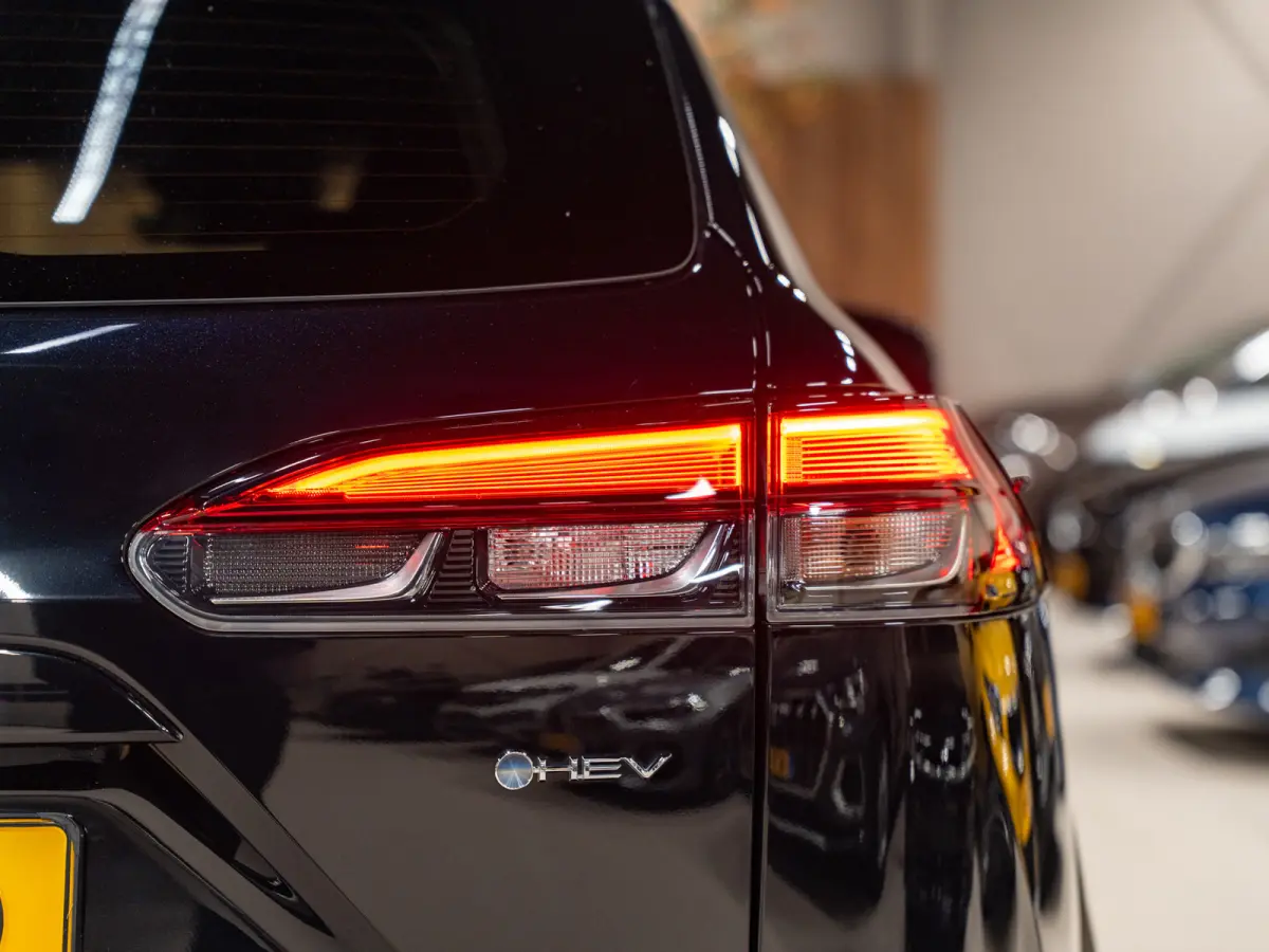 Hybrid 200 Dynamic, Voll Led, Digi Dash, Adaptieve Cruise, Apple Carplay, Clima, PDC, Multistuur, Onderhoud