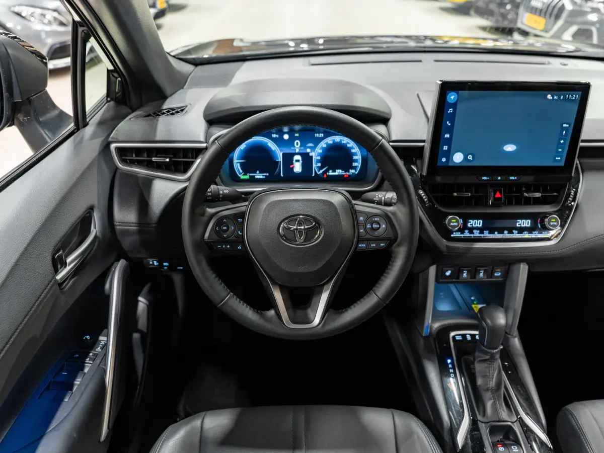 Hybrid 200 Dynamic, Voll Led, Digi Dash, Adaptieve Cruise, Apple Carplay, Clima, PDC, Multistuur, Onderhoud