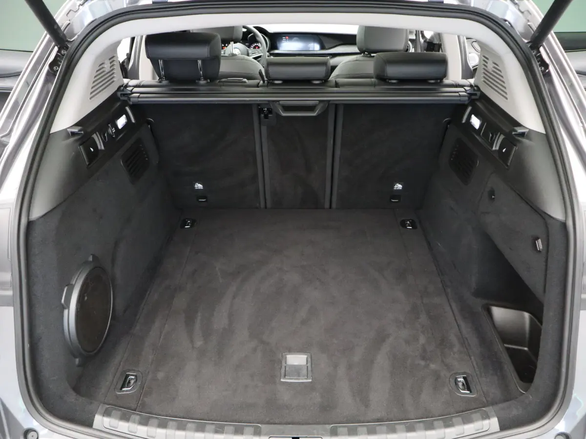 2.0 T AWD B-Tech 280 Pk | Panoramisch schuifdak | Elek. stoelen | Stoel en stuurverwarming | Adaptive Cruise Control | Dodehoekdetectie | Elek. achterklep
