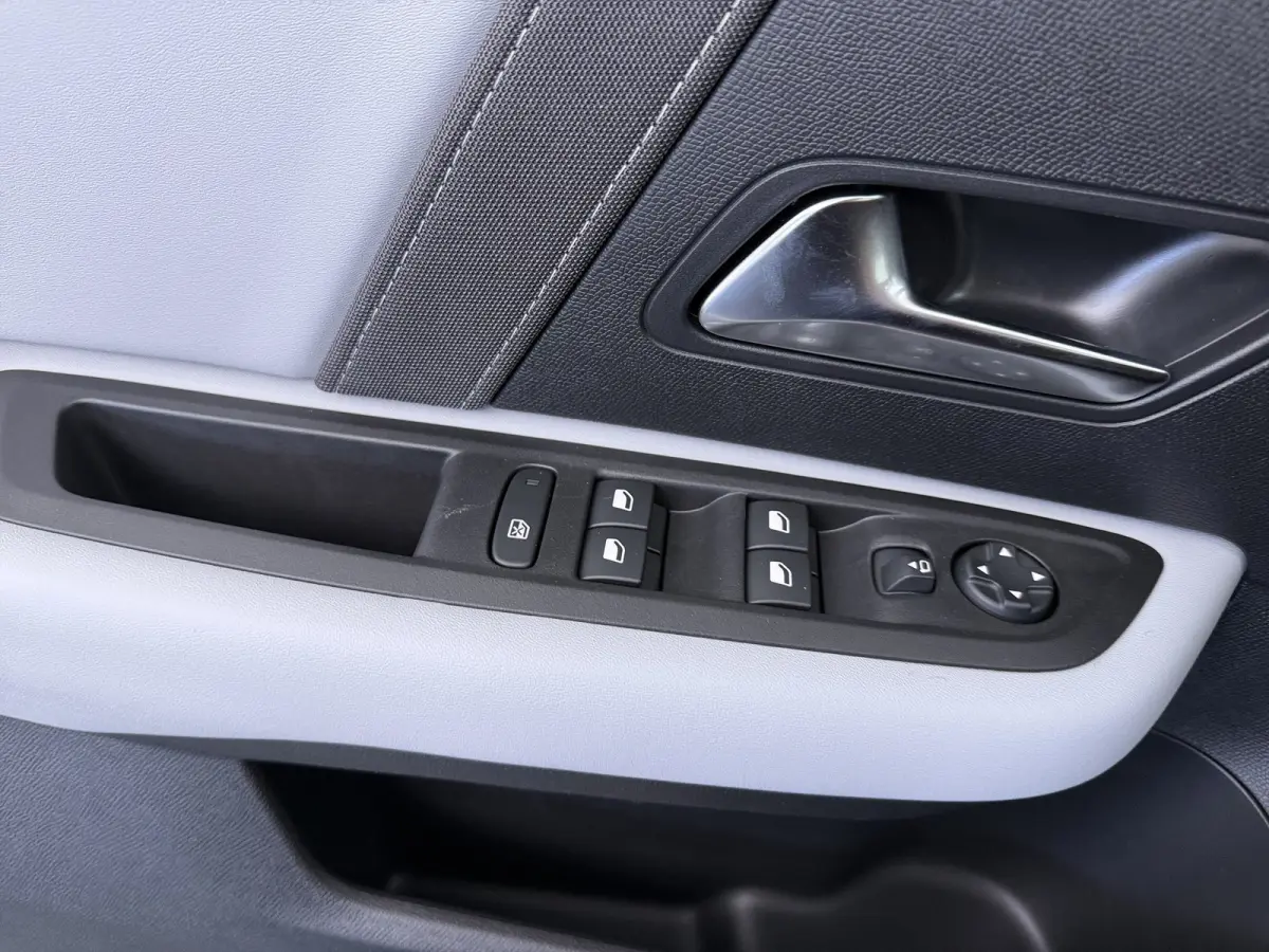 Max | Achteruitrijcamera | Ambiance Alcantara Grey | Automatisch grootlichtassistent