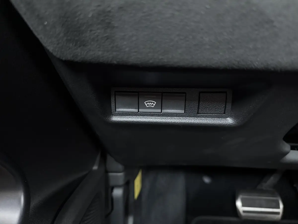 1.2 Turbo Hybrid Ibrida Sport Speciale | Achterbank in delen neerklapbaar | Achteruitrijcamera | Airco (automatisch)