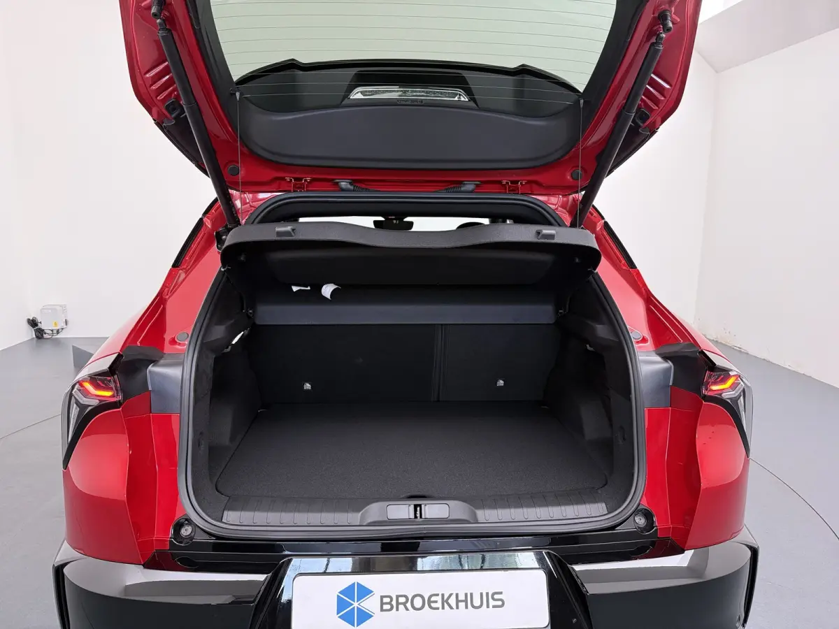 1.2 Turbo Hybrid Ibrida Sport Speciale | Achterbank in delen neerklapbaar | Achteruitrijcamera | Airco (automatisch)