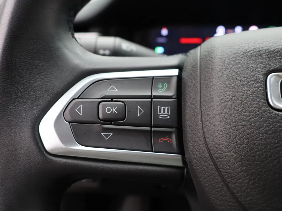 4xe 240 Plug-in Hybrid S | Leder | Navi | Adaptieve cruise | Camera | Elek. klep | Keyless | PDC V+A | Stoelverwarming |
