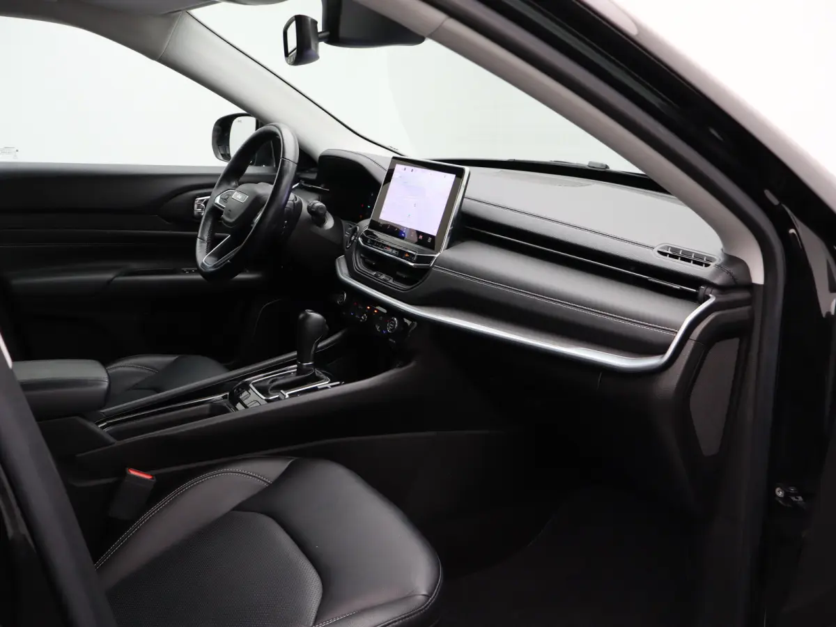 4xe 240 Plug-in Hybrid S | Leder | Navi | Adaptieve cruise | Camera | Elek. klep | Keyless | PDC V+A | Stoelverwarming |