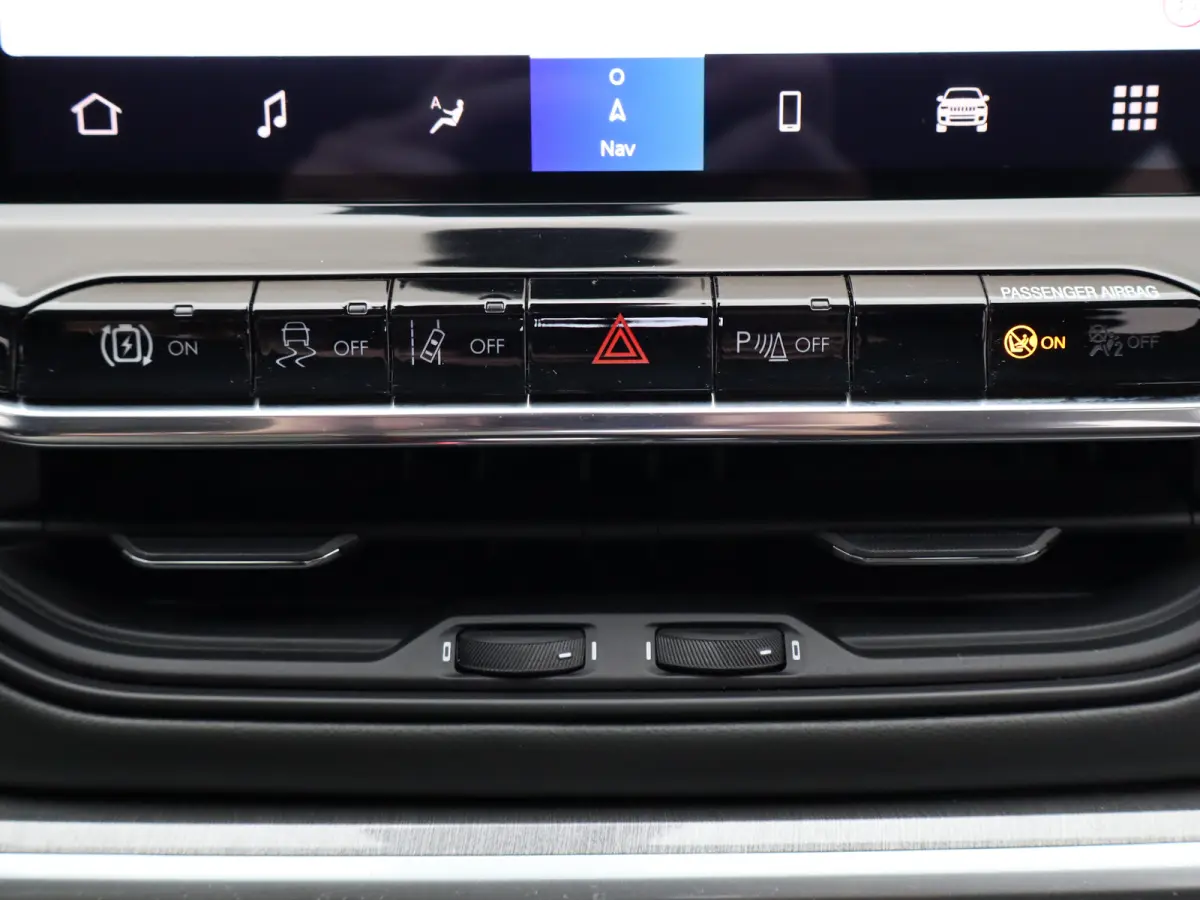 4xe 240 Plug-in Hybrid S | Leder | Navi | Adaptieve cruise | Camera | Elek. klep | Keyless | PDC V+A | Stoelverwarming |
