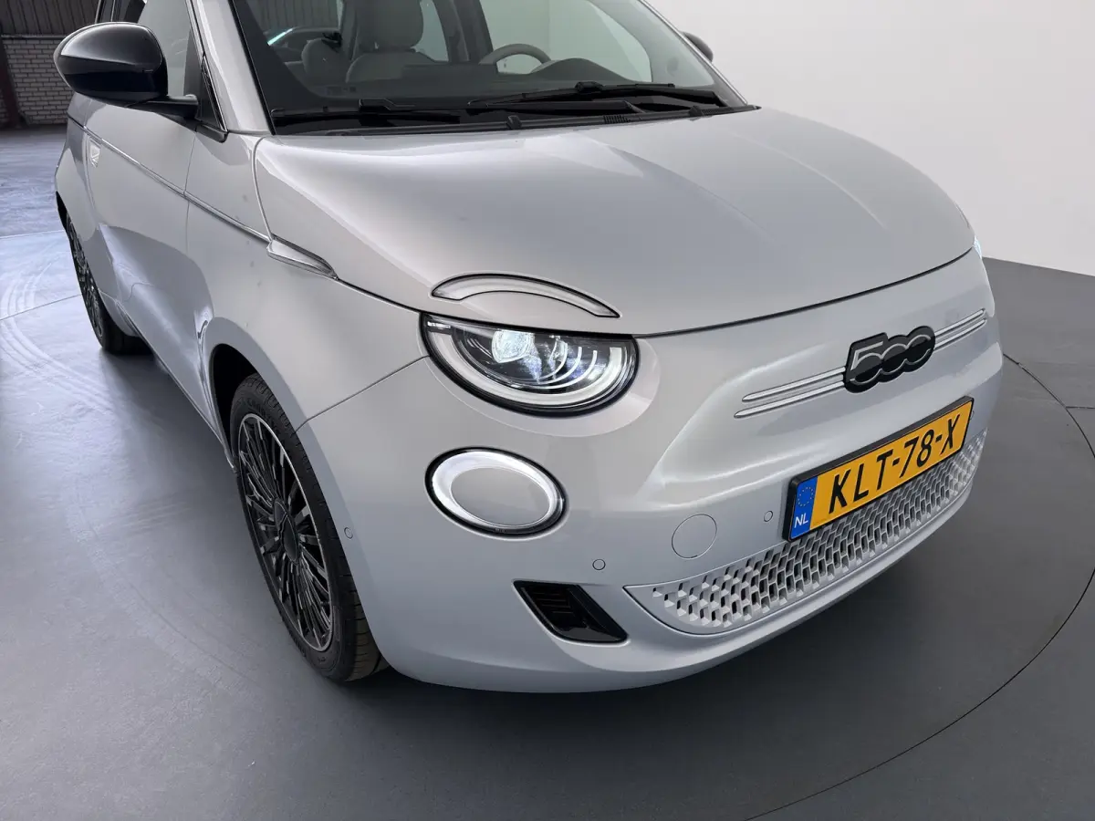 La Prima 42 kWh | Achteruitrijcamera | Airco (automatisch) | Bestuurdersstoel in hoogte verstelbaar