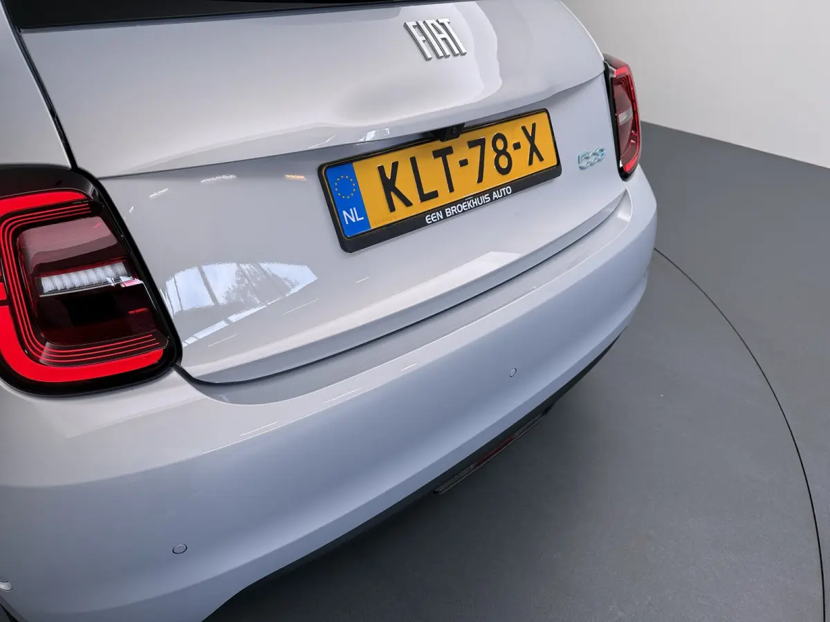 La Prima 42 kWh | Achteruitrijcamera | Airco (automatisch) | Bestuurdersstoel in hoogte verstelbaar