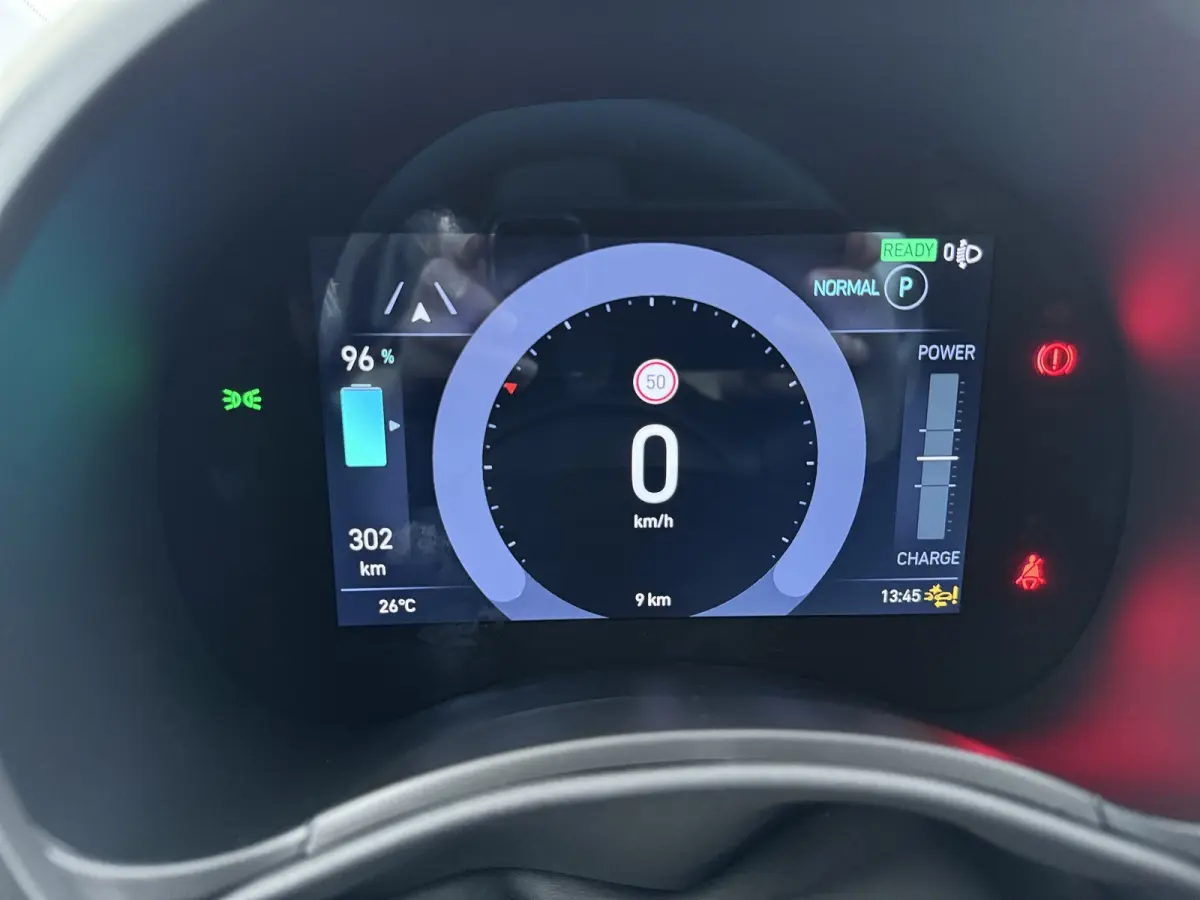 La Prima 42 kWh | Achteruitrijcamera | Airco (automatisch) | Bestuurdersstoel in hoogte verstelbaar