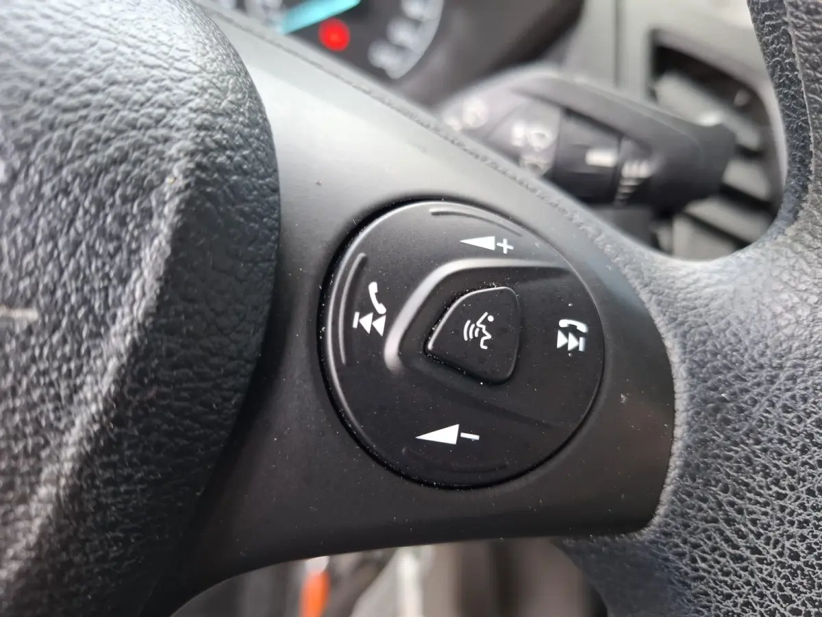 1.0 Ecoboost L1 Trend BENZINE / CAMERA / 3 ZITS / IMPERIAL / TREKHAAK