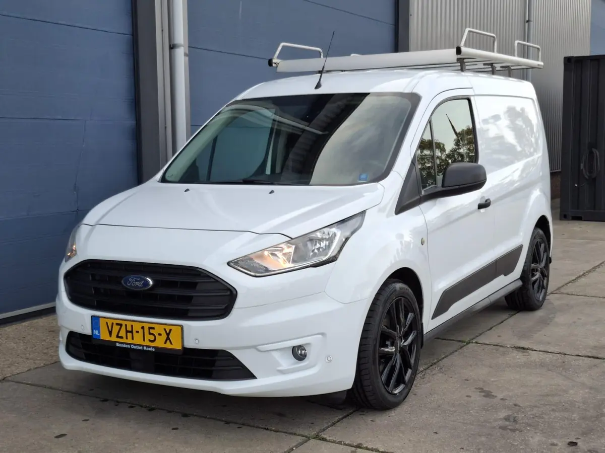 1.0 Ecoboost L1 Trend BENZINE / CAMERA / 3 ZITS / IMPERIAL / TREKHAAK