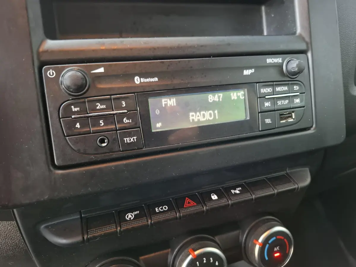 1.5 dCi 75 Comfort AIRCO / CRUISE CONTROLE / EURO 6 / TREKHAAK
